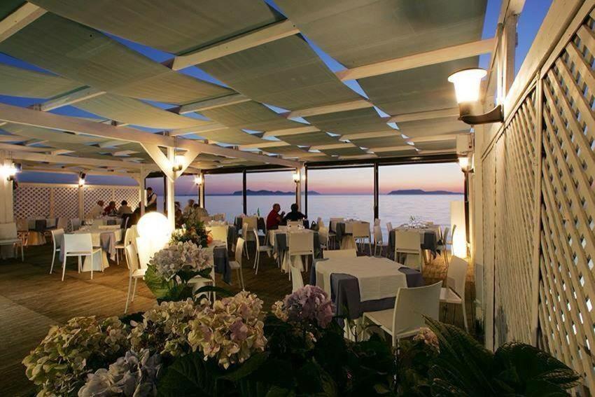 Sunset Beach Marausa Luaran gambar